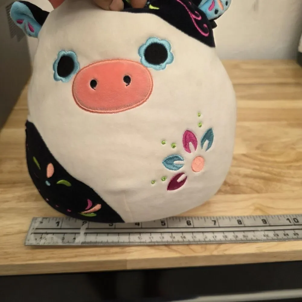 Squishmallow EXCLUSIVE USA Connor the Cow 8” Plush Stuffed Animal Halloween